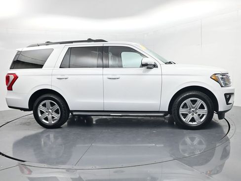 Used 2021 Ford Expedition XLT AWD/4WD image 5