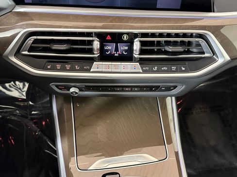 Used 2023 BMW X5 xDrive40i w/ Premium Package image 27