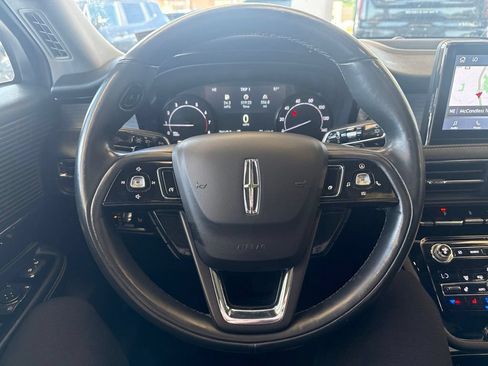Used 2020 Lincoln Corsair AWD w/ Premium Package image 16