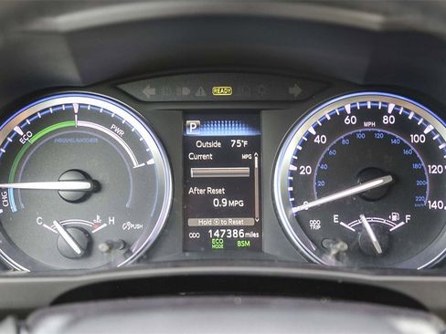 Used 2017 Toyota Highlander XLE image 27