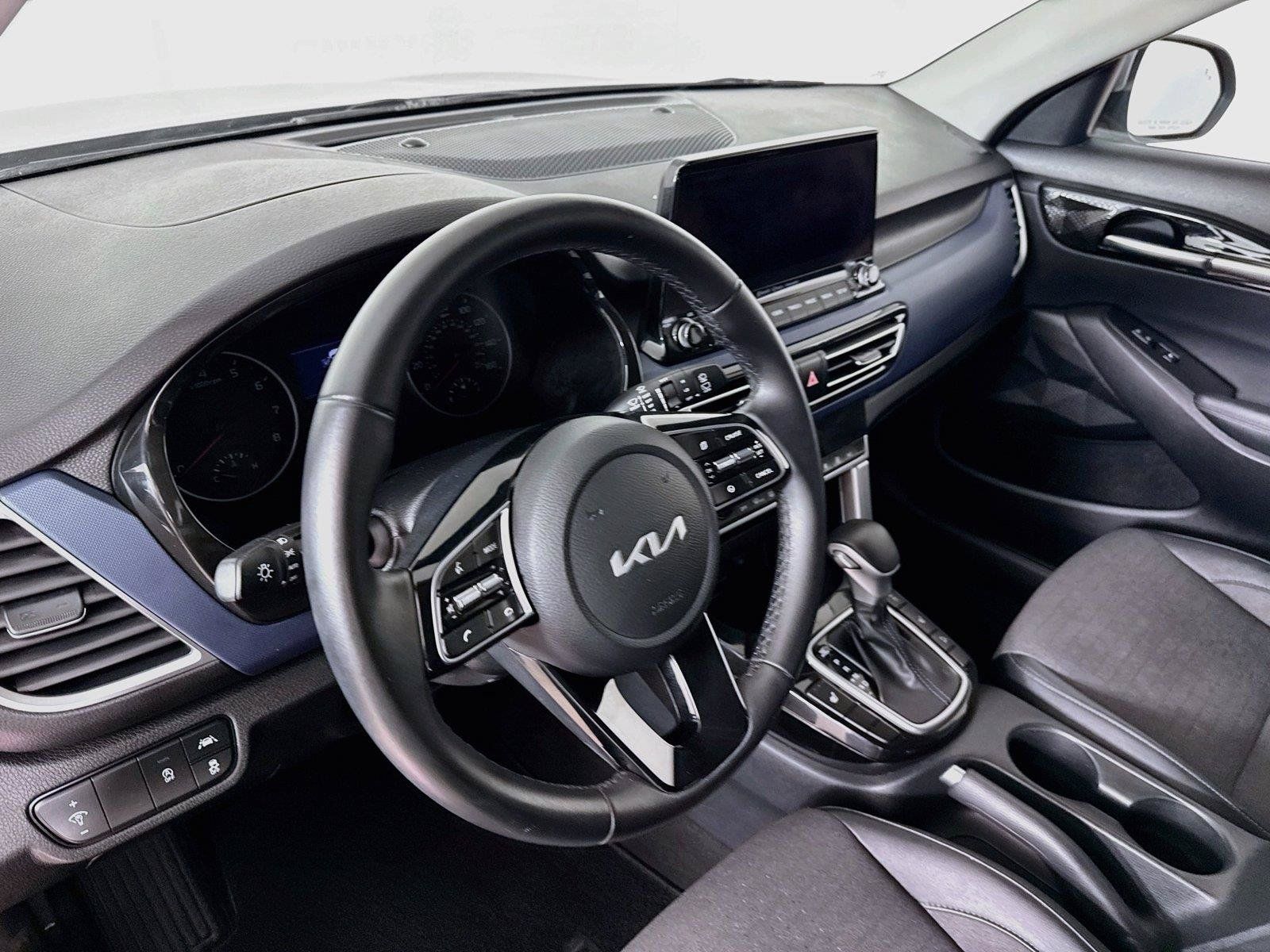 Used 2023 Kia Seltos Nightfall Edition AWD/4WD image 24