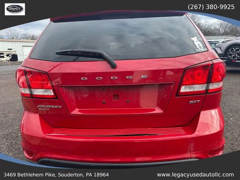 Used 2014 Dodge Journey SXT w/ Flexible Seating Group image 9