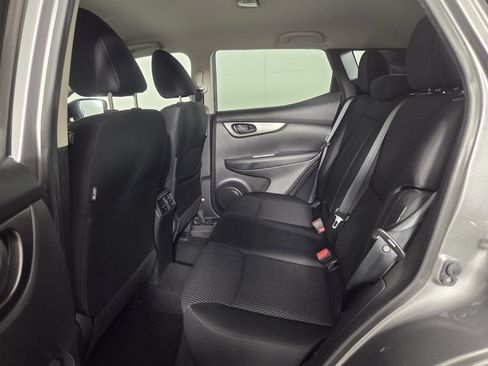 Used 2020 Nissan Rogue Sport S FWD image 22