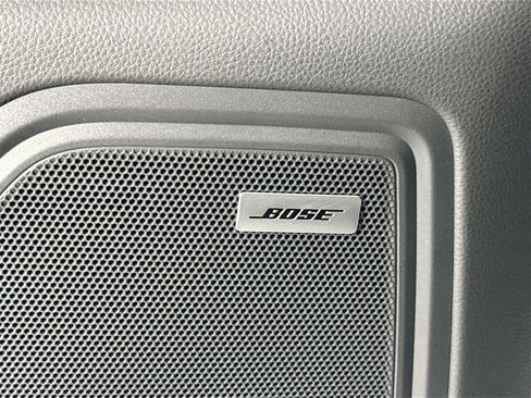 Certified 2025 Porsche Macan image 34