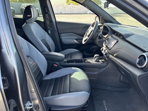 Certified 2021 Nissan Kicks SR w/ SR Premium Package FWD image 10