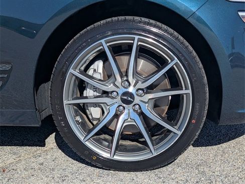 Used 2025 Genesis G70 2.5T image 10