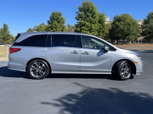 Certified 2023 Honda Odyssey Elite image 10