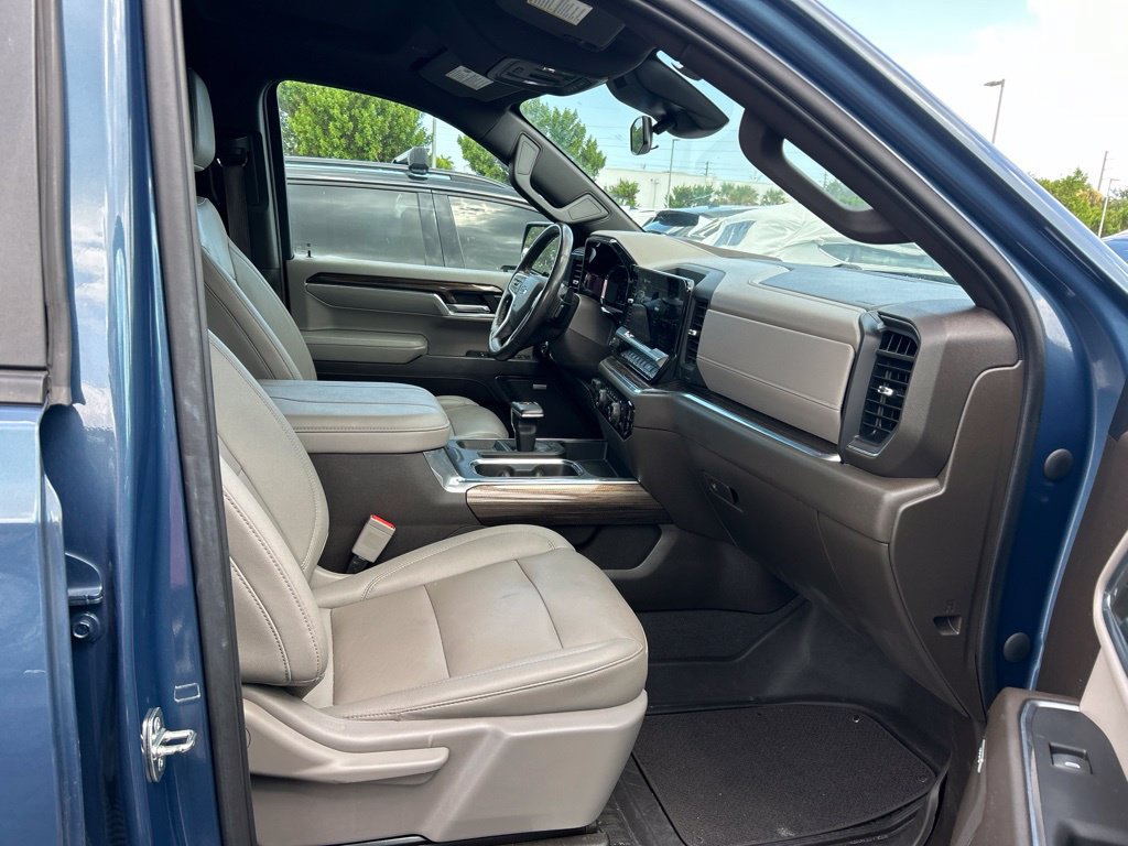 Used 2024 Chevrolet Silverado 1500 RST w/ RST All Star Premium Package AWD/4WD image 39