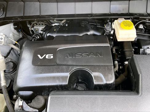 Used 2022 Nissan Pathfinder Platinum w/ Cargo Package FWD image 33