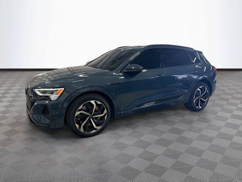 Certified 2024 Audi Q8 e-tron Premium w/ Prestige Package AWD/4WD image 3