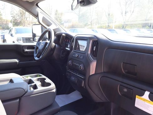 New 2026 Chevrolet Silverado 3500 W/T AWD/4WD image 40