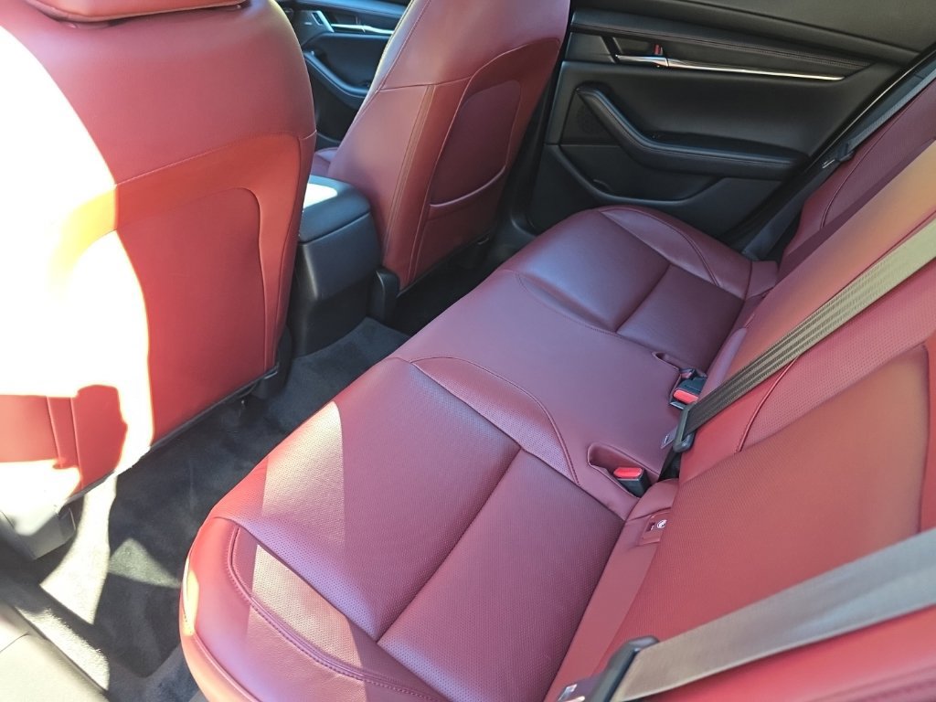 Used 2023 MAZDA MAZDA3 s FWD image 15