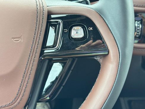 New 2026 Lincoln Aviator Reserve AWD/4WD image 18