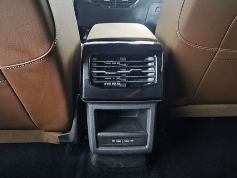 Used 2023 Volkswagen ID.4 Pro RWD image 28