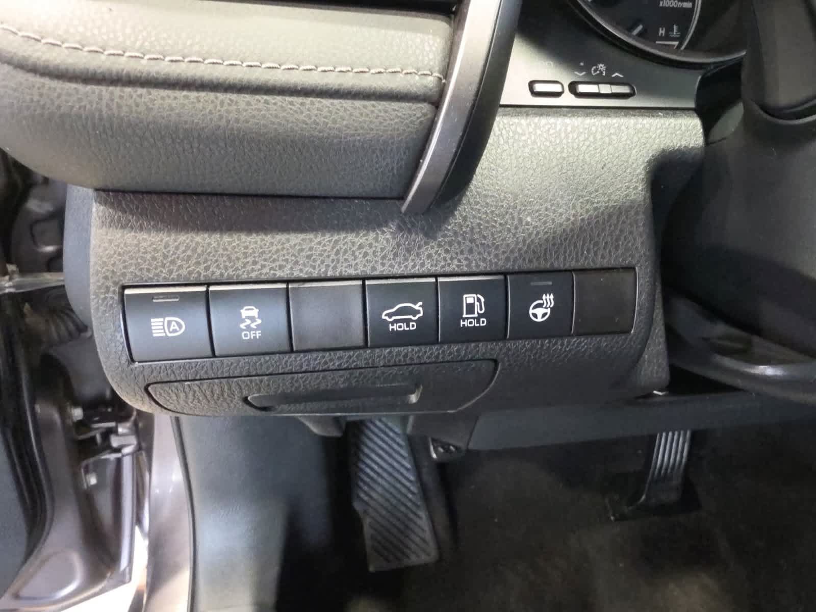 Used 2022 Toyota Camry SE FWD image 19