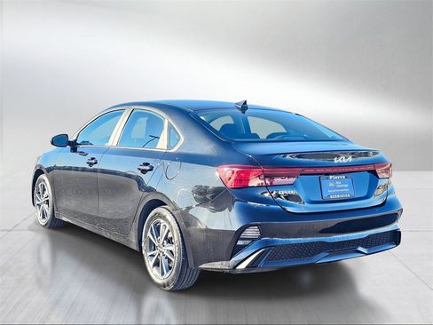 Used 2024 Kia Forte LXS image 4