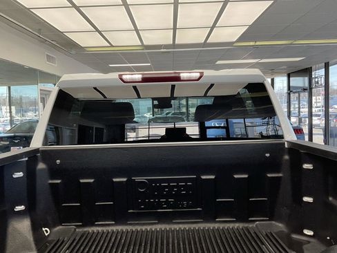 Used 2022 Chevrolet Silverado 1500 Custom image 29