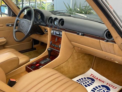 Used 1986 Mercedes-Benz 560 SL image 30