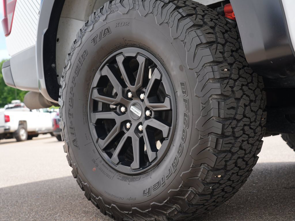 Used 2025 Ford F150 Raptor AWD/4WD image 34