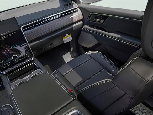 New 2025 GMC Sierra EV Denali image 40