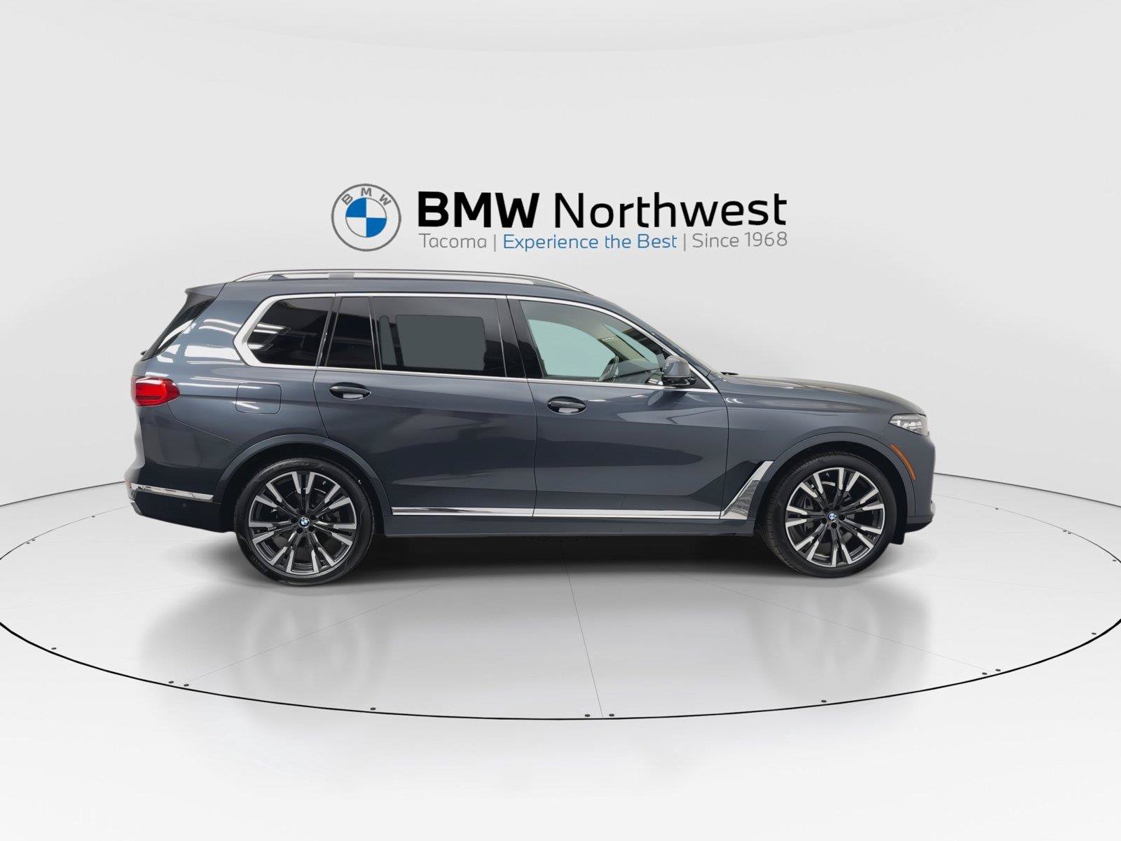 Used 2020 BMW X7 xDrive40i w/ Premium Package AWD/4WD image 5