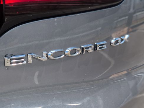 Used 2023 Buick Encore GX Select w/ Sport Touring Package FWD image 10