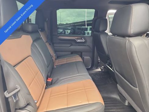 Used 2024 Chevrolet Silverado 3500 High Country w/ High Country Premium Package AWD/4WD image 19