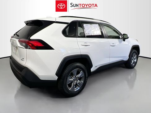 Used 2025 Toyota RAV4 LE image 4