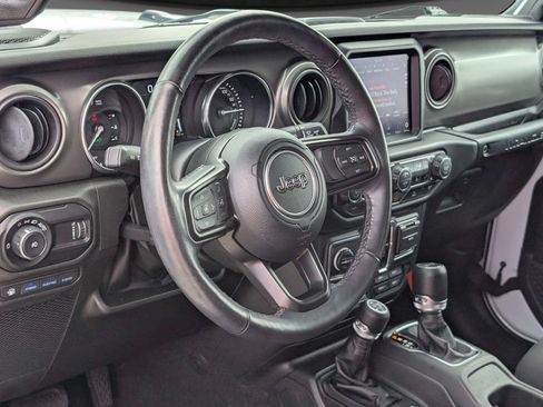 Used 2023 Jeep Wrangler Unlimited w/ Cold Weather Group AWD/4WD image 17