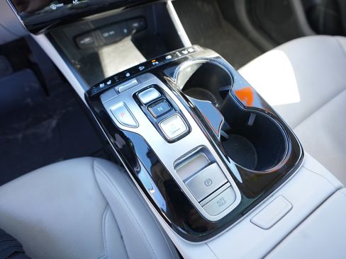 Used 2023 Hyundai Tucson Limited image 13