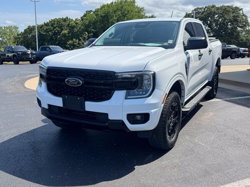 Used 2025 Ford Ranger XLT w/ Equipment Group 301A High AWD/4WD image 2
