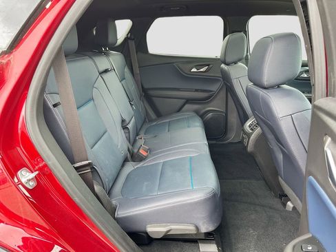 Used 2025 Chevrolet Blazer RS w/ Driver Confidence II Package image 29