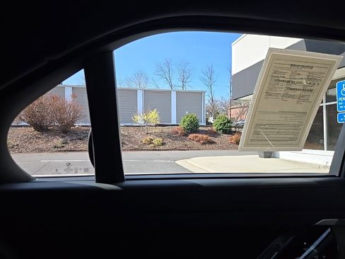 Used 2024 BMW 740i xDrive image 57