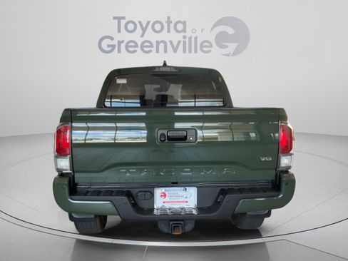 Used 2022 Toyota LTZ AWD/4WD image 5