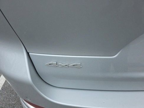 Used 2025 Jeep Grand Cherokee L Overland w/ Advanced Protech Group III image 22