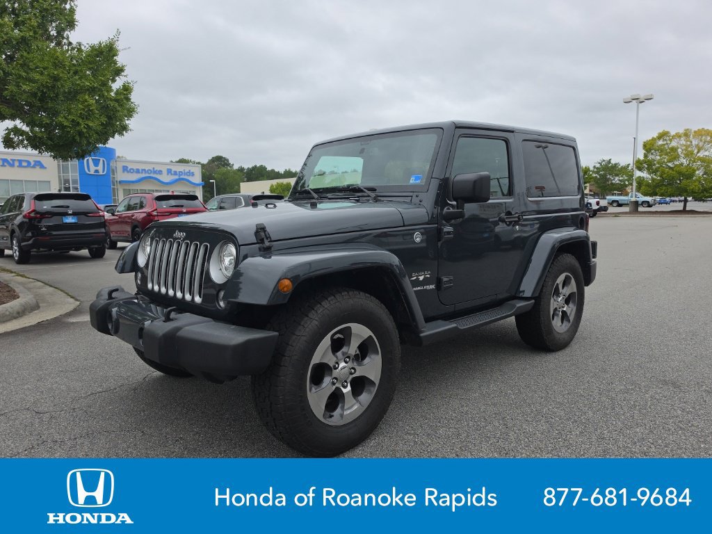 Used 2018 Jeep Wrangler Sahara w/ Dual Top Group AWD/4WD image 1