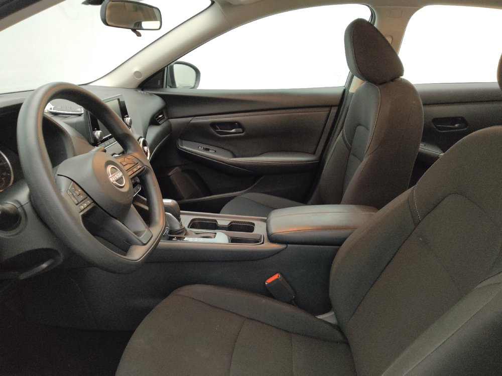 Used 2025 Nissan Sentra S FWD image 17