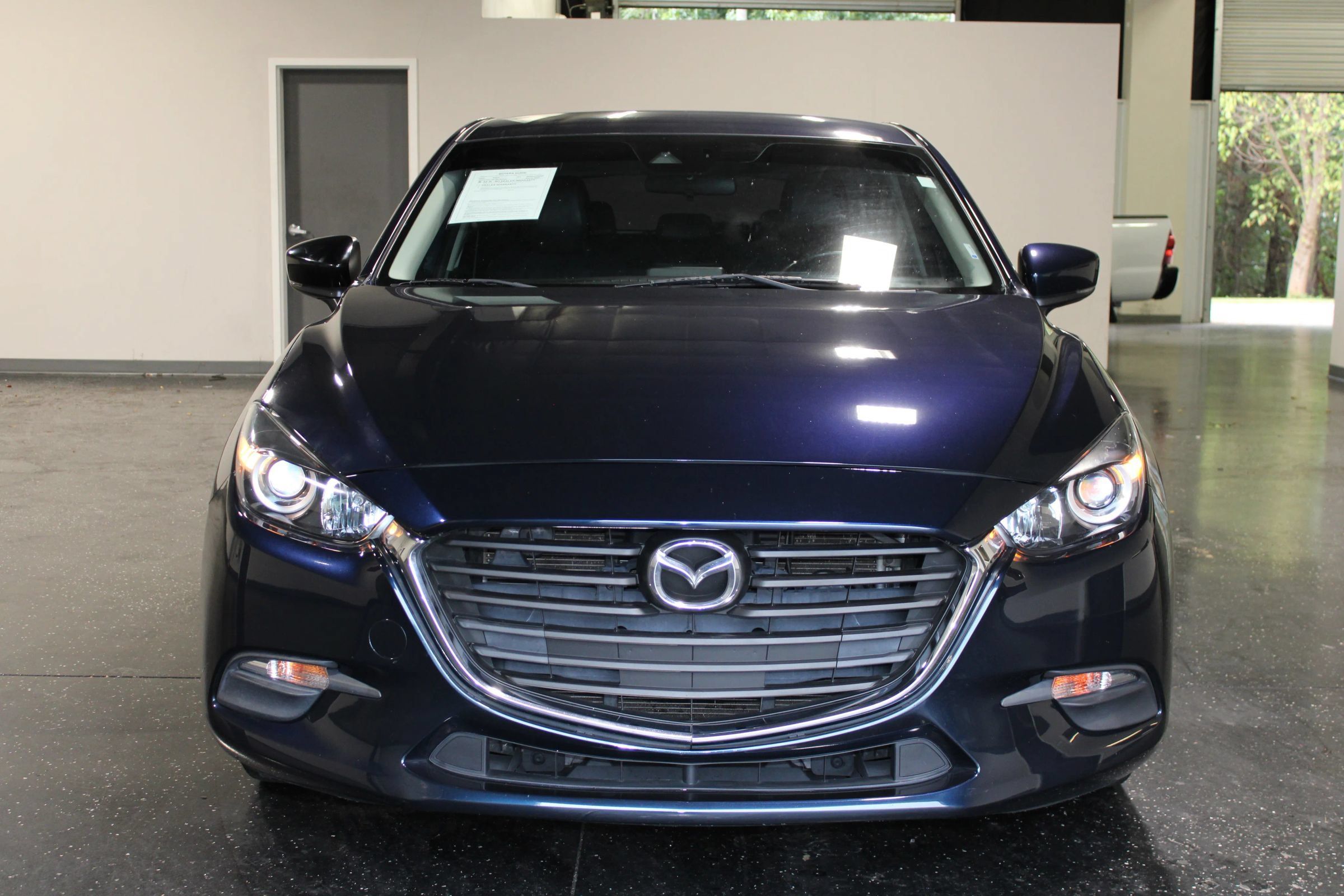 Used 2018 MAZDA MAZDA3 Touring FWD image 9