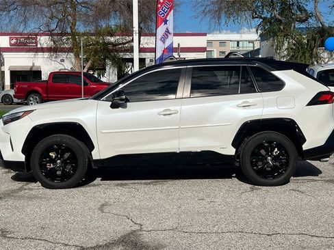 Certified 2022 Toyota RAV4 XSE image 6