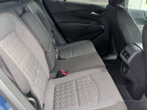 Used 2024 Chevrolet Equinox LT FWD image 28