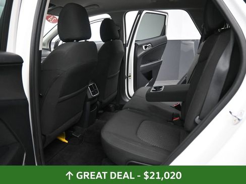 Used 2024 Kia Sportage LX image 28