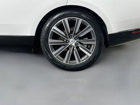 Used 2023 Land Rover Range Rover Long Wheelbase SE AWD/4WD image 34