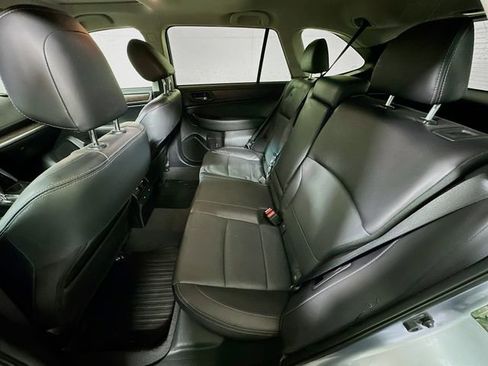 Used 2017 Subaru Outback 2.5i Limited image 23