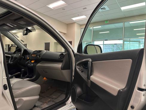 Used 2012 Toyota RAV4 Limited w/ Premium Plus Value Pkg image 29