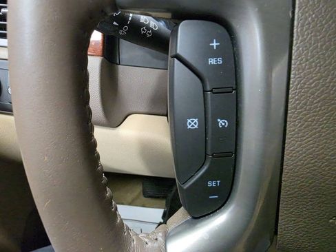 Used 2014 GMC Yukon XL SLT RWD image 22
