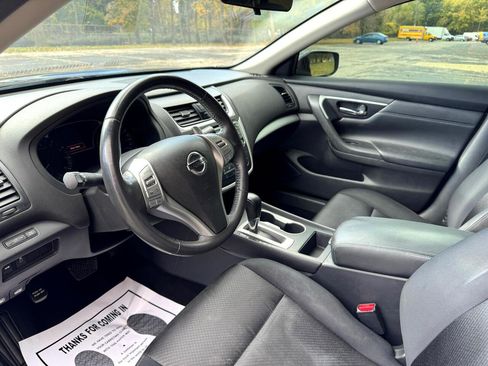 Used 2017 Nissan Altima 2.5 SR w/ Midnight Edition Package FWD image 20