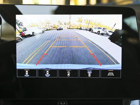 Used 2021 Chevrolet Corvette Stingray Preferred Cpe w/ Engine Appearance Package image 26