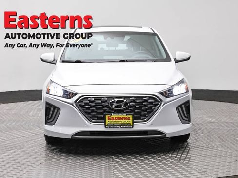 Used 2021 Hyundai Ioniq Limited FWD image 2