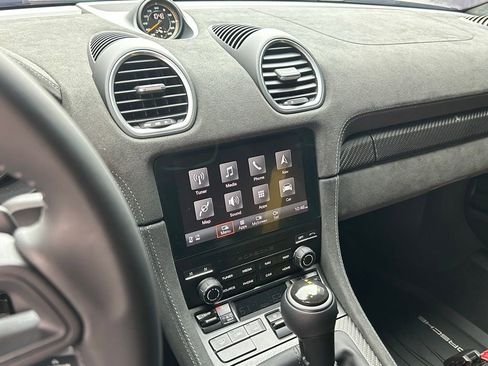 Certified 2025 Porsche 718 Cayman GT4 RS image 24