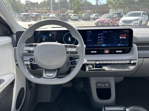 New 2025 Hyundai Ioniq 5 Limited image 19
